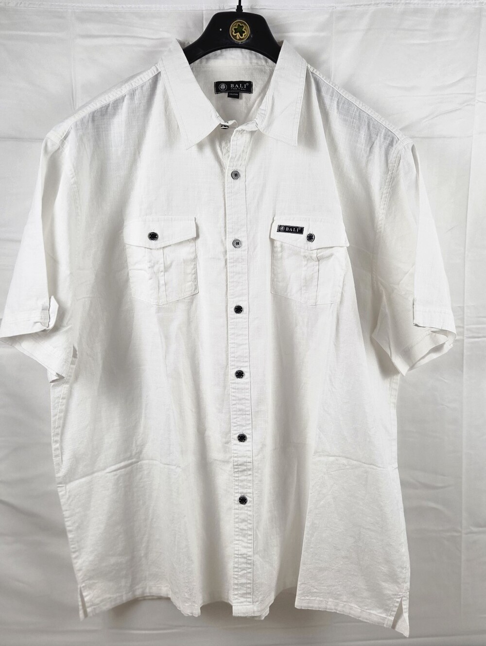 Bali Casual Button Up Shirt Mens XXL White Short Sleeve Solid Chest Pockets